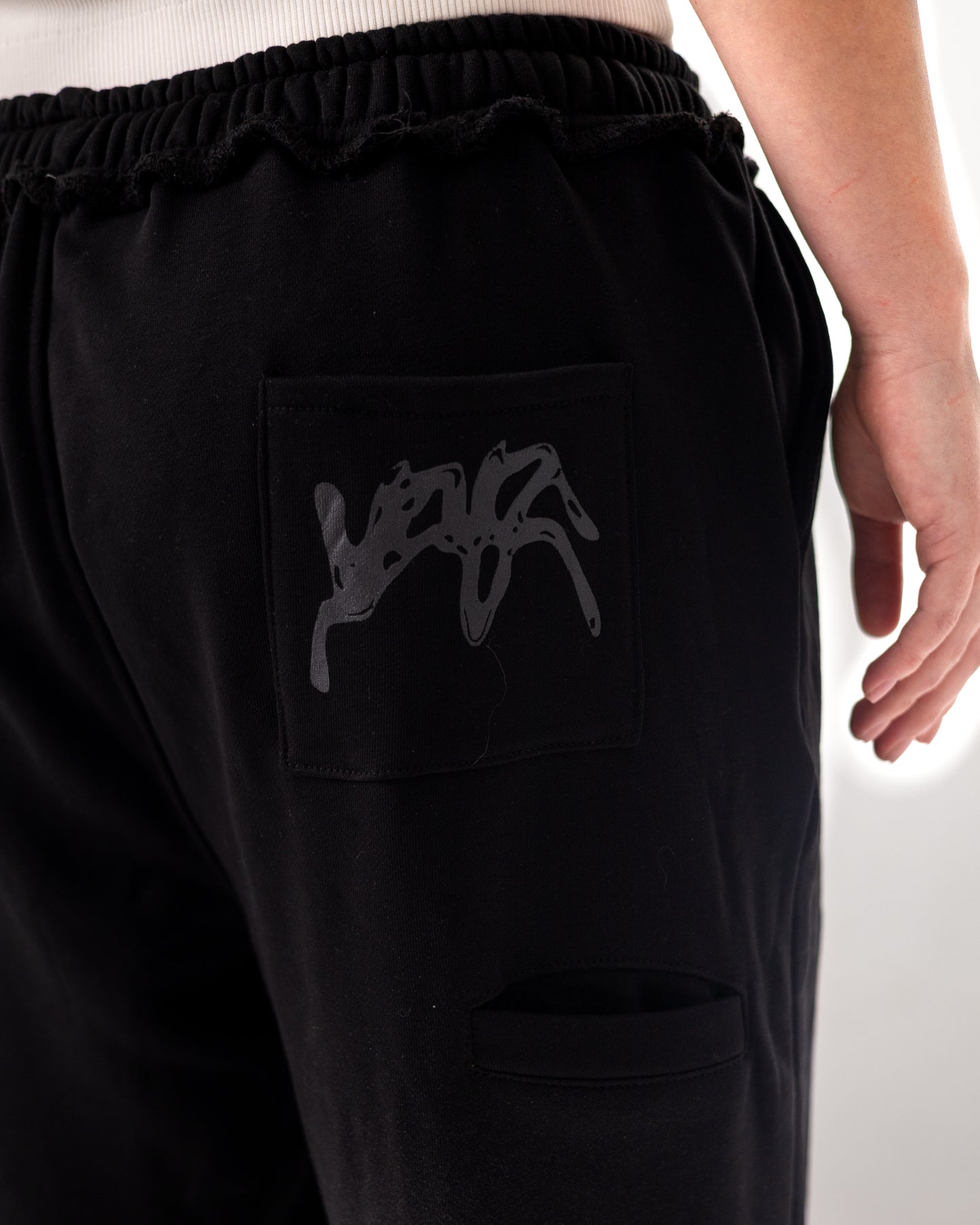 SWEATPANTS "PROPAGANDA" - BLACK VINTAGE WASHED