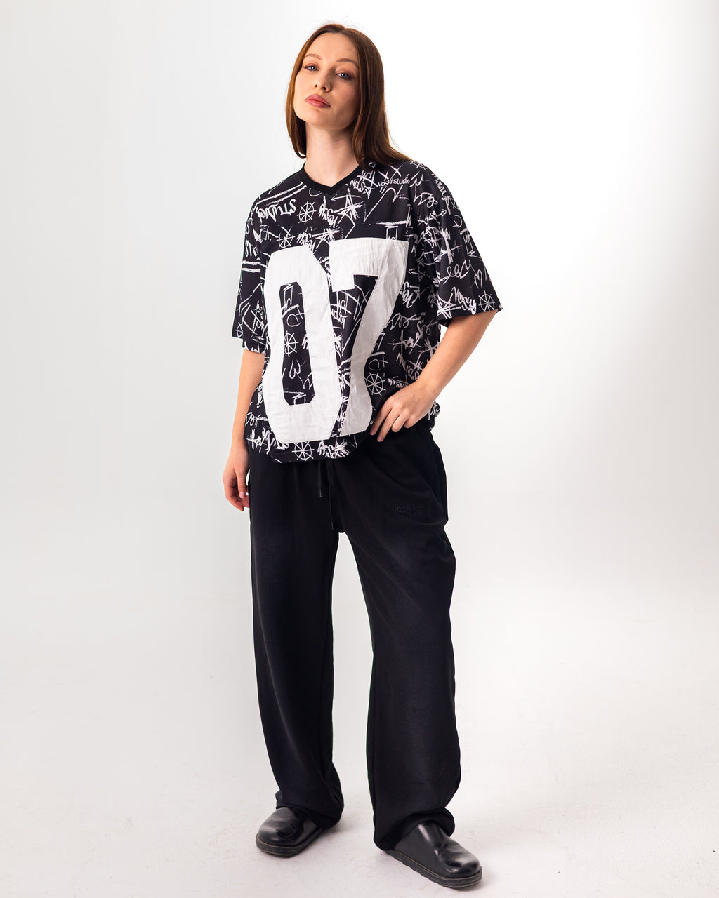 BLACK GRAFITTI JERSEY BOXY TEE
