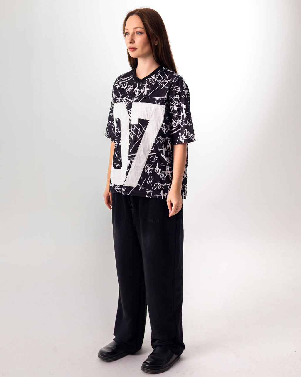 BLACK GRAFITTI JERSEY BOXY TEE