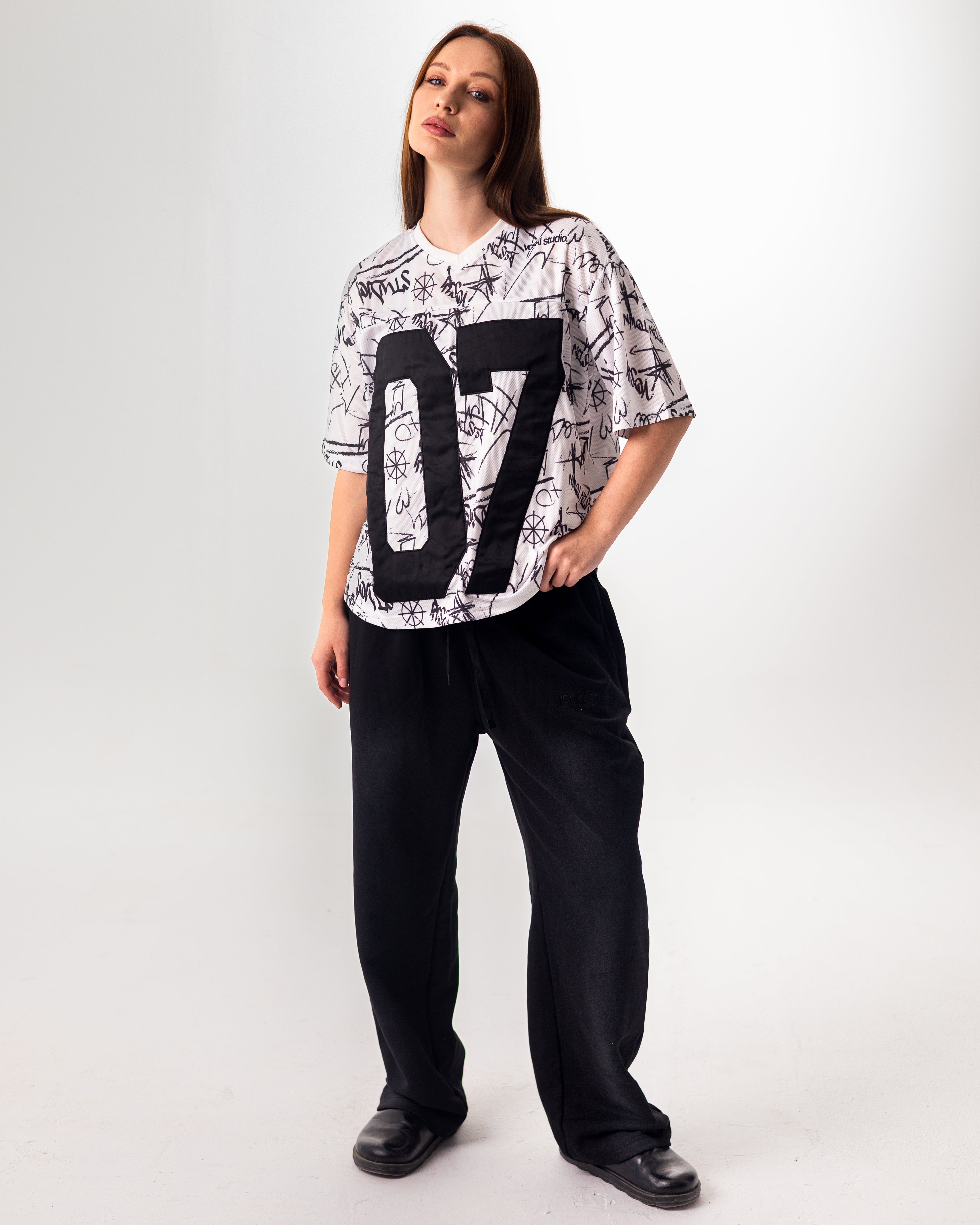 WHITE GRAFFITI JERSEY BOXY TEE