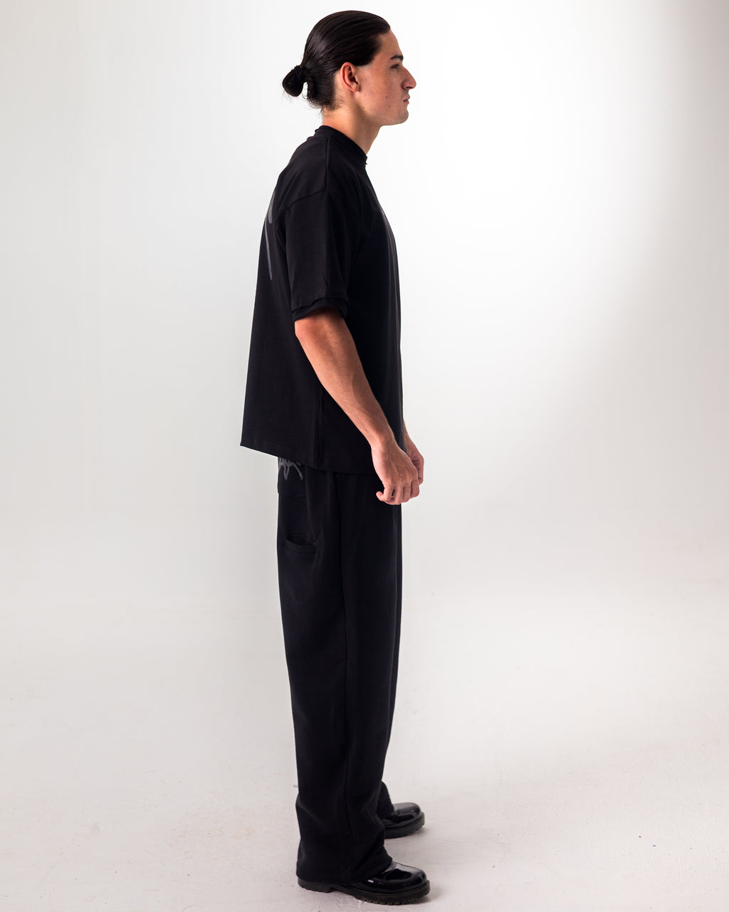 TEE-SHIRT "PROPAGANDA" - BLACK BOXY TEE