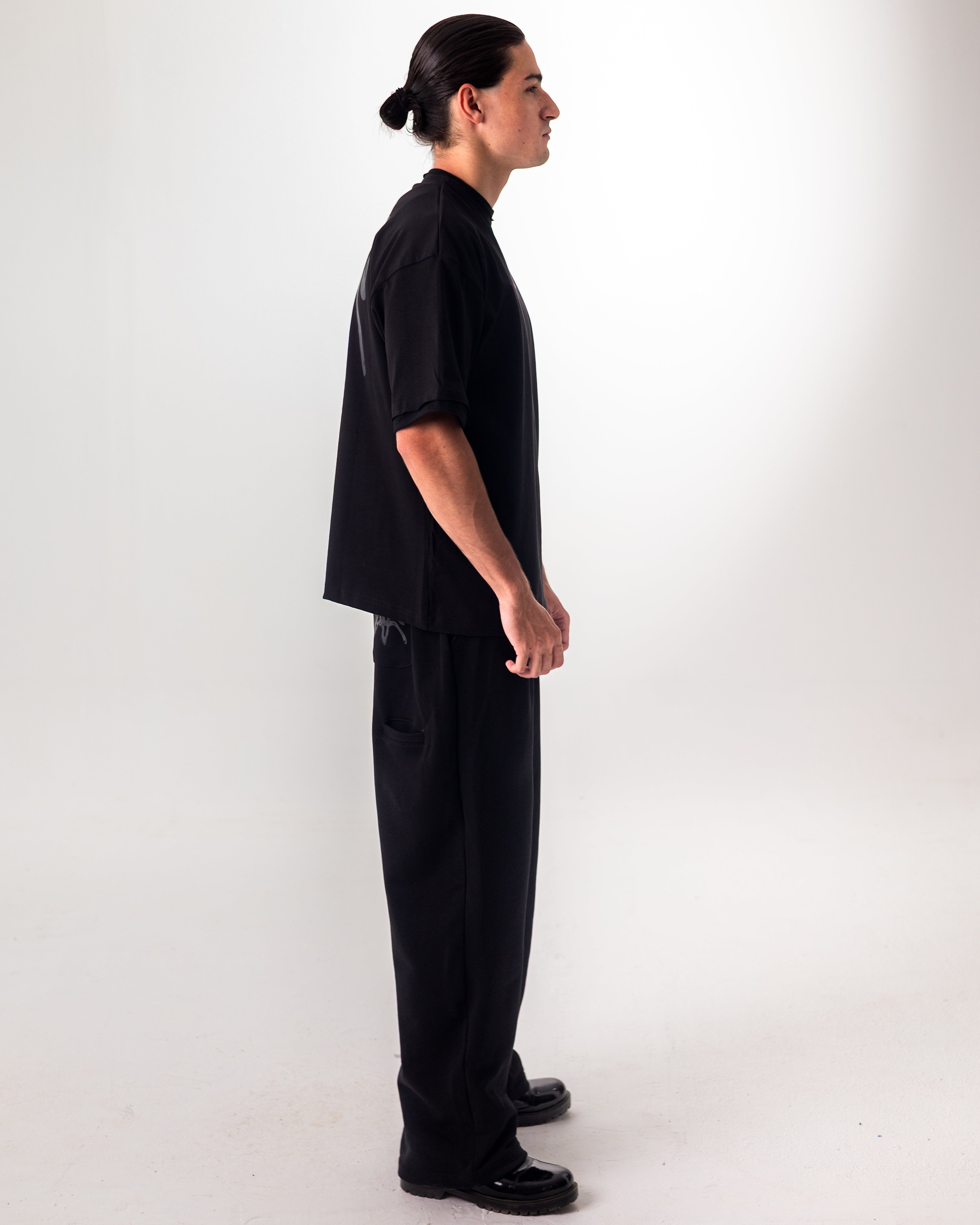 TEE-SHIRT "PROPAGANDA" - BLACK BOXY TEE