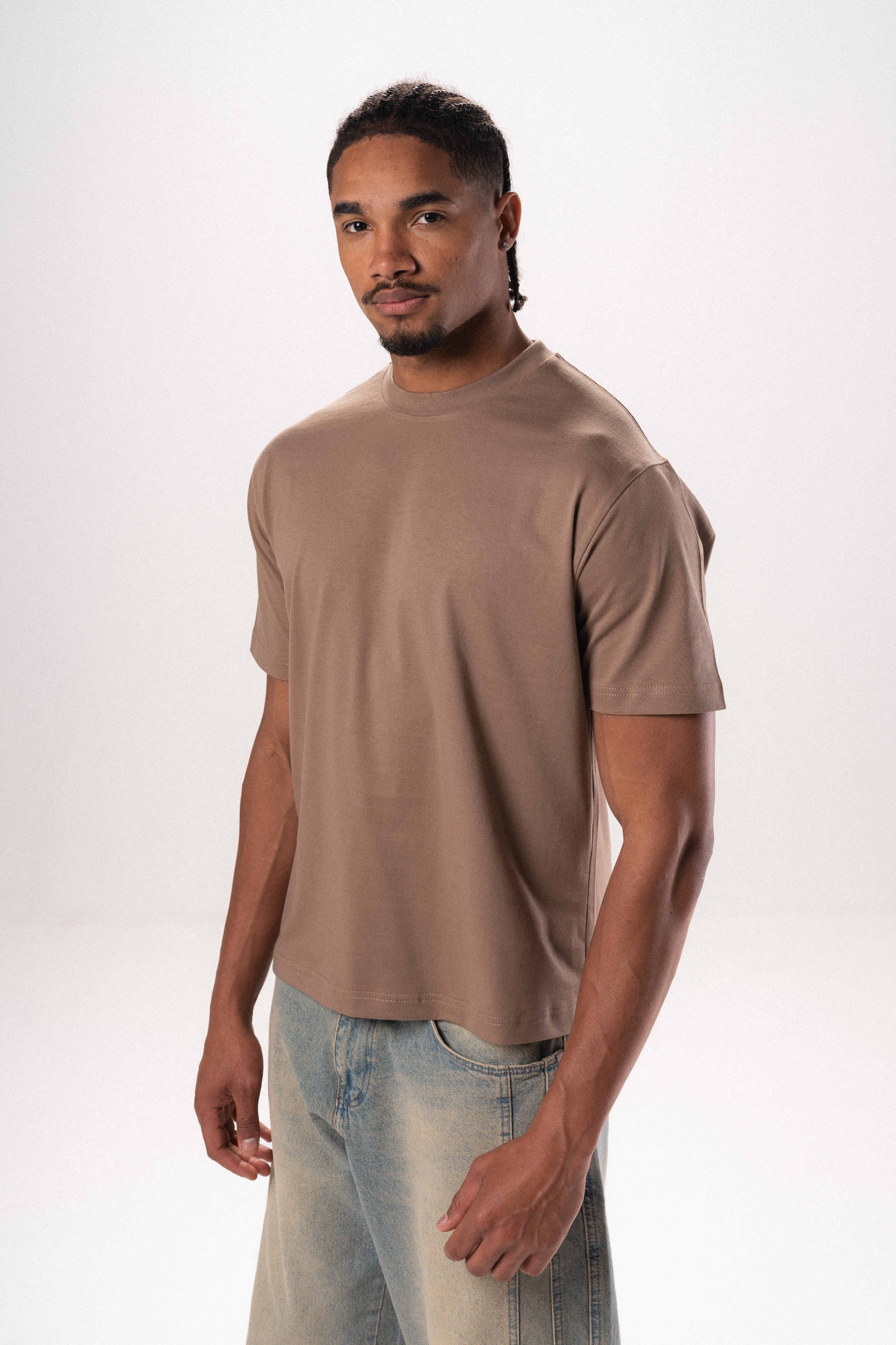 Essential Slim Tee In Brown